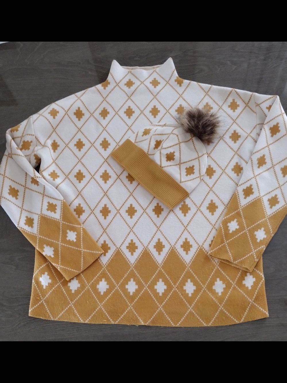 Cream Mustard Diamond Knit Sweater with Pom-pom Hat